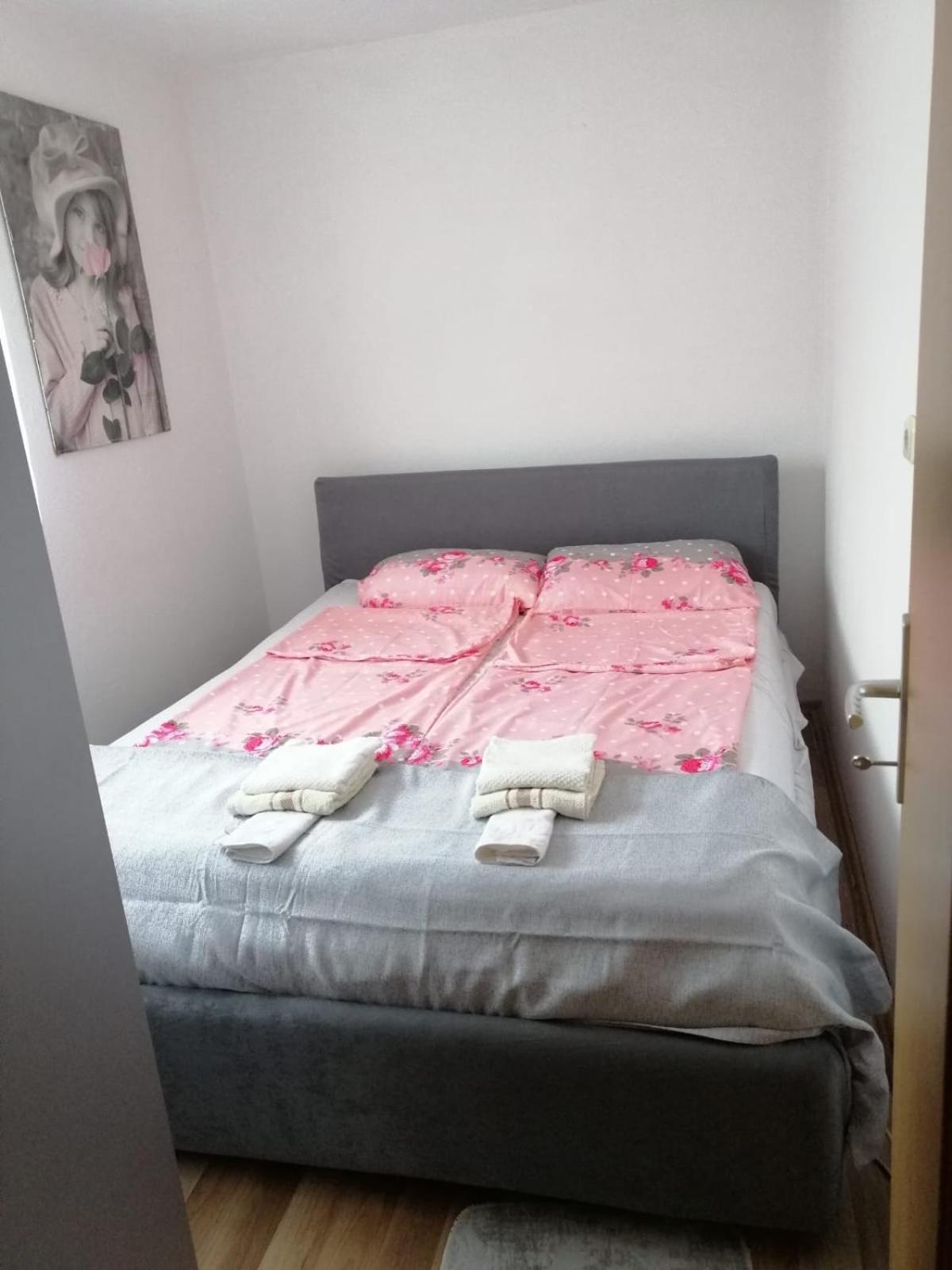 Holiday home Elza *